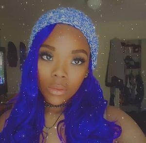 Meet your Posher, Amber